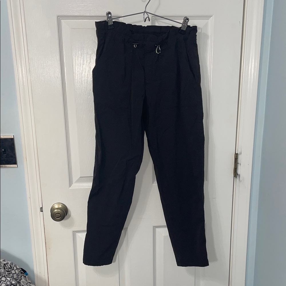Athleta Trekkie Paper Bag Pants